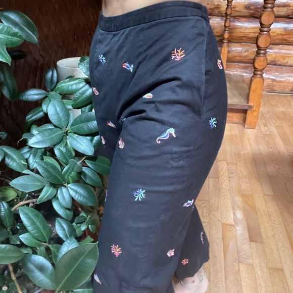 Vintage Sea Creature Embroidered Capris - Picture 5 of 5